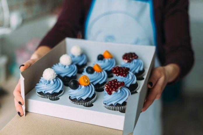 custom cupcake boxes