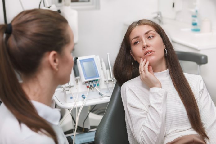 what to expect during an emergency dental visit